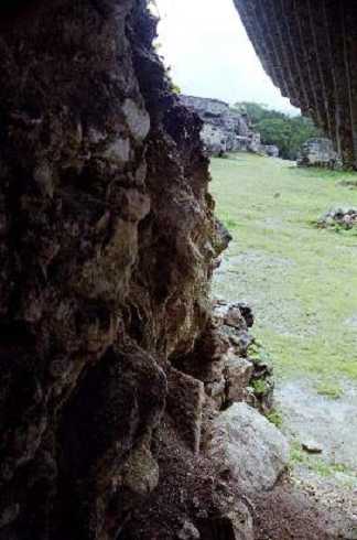fb001034.jpg
