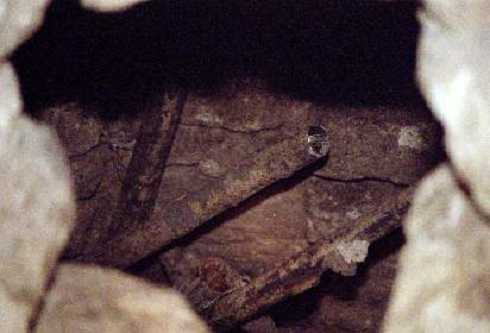 fb001053.jpg